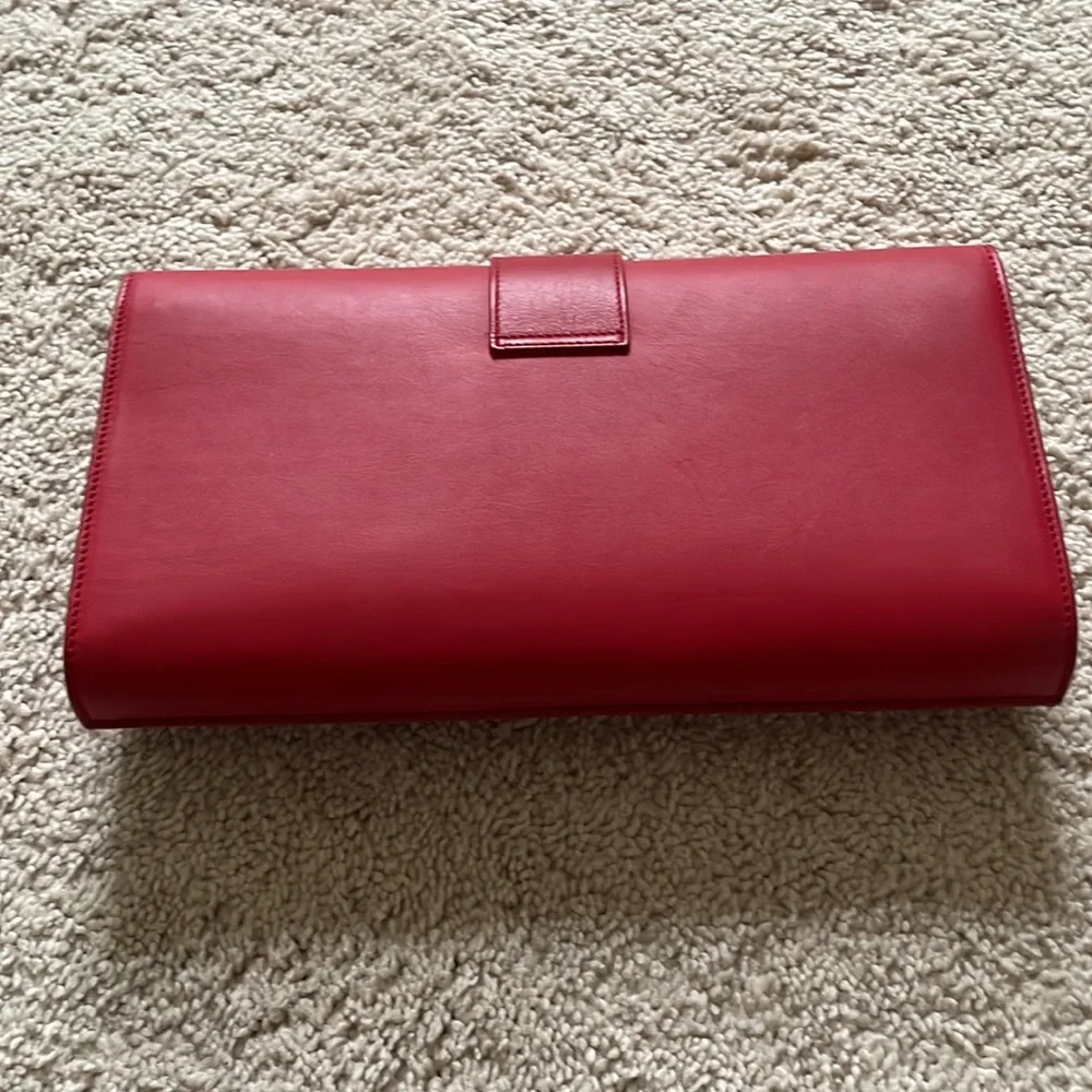Saint Laurent Red clutch - Picture 2 of 5